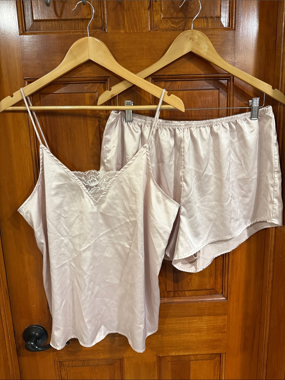 stars above Satin Lace-Trim Cami & Shorts Set in Light Blush